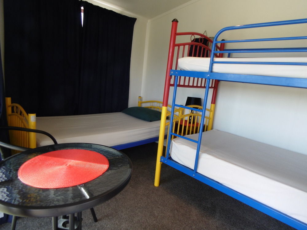 Glenavys Waitaki River Motor Camp Экстерьер фото