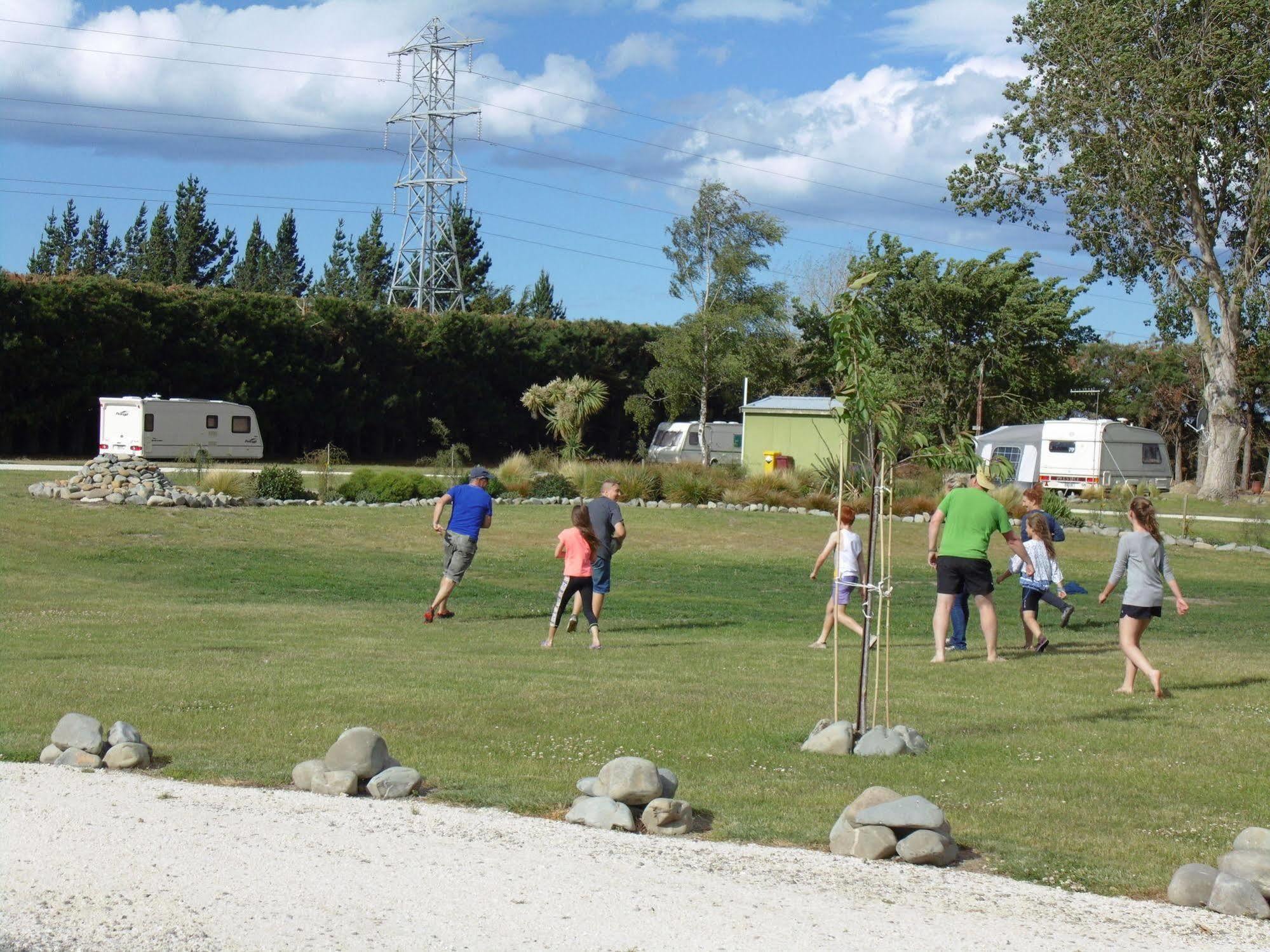 Glenavys Waitaki River Motor Camp Экстерьер фото