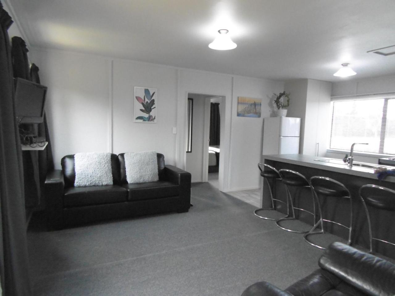 Glenavys Waitaki River Motor Camp Экстерьер фото